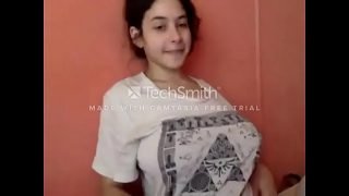 Arab girl showing her boobs -full vieo